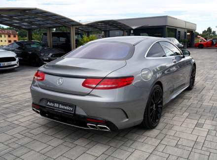 Mercedes-Benz - S-class