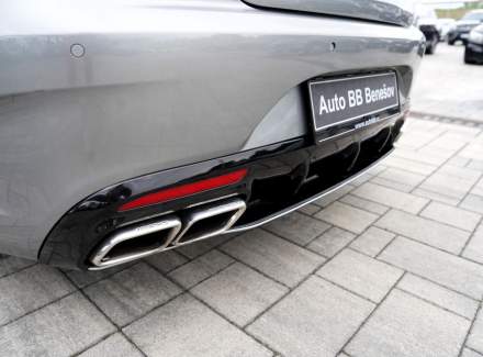 Mercedes-Benz - S-class