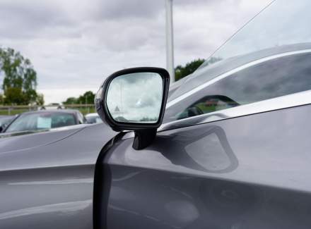 Mercedes-Benz - S-class