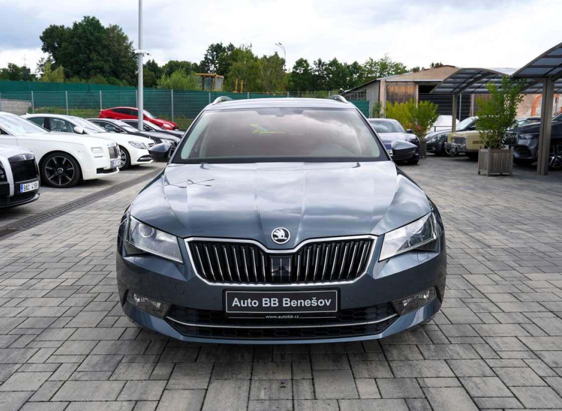 Škoda - Superb