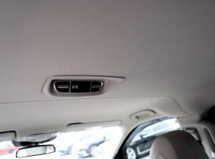 Mercedes-Benz - V-class