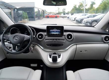 Mercedes-Benz - V-class