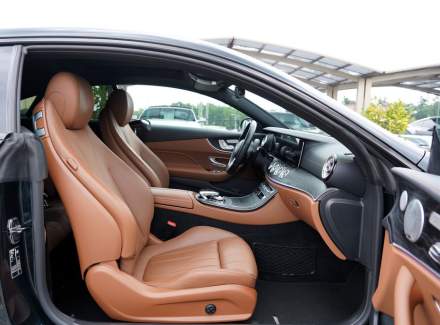 Mercedes-Benz - E-class