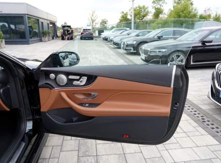 Mercedes-Benz - E-class