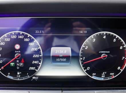 Mercedes-Benz - E-class