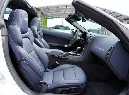 Chevrolet - Corvette