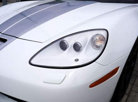 Chevrolet - Corvette