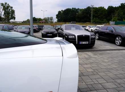 Chevrolet - Corvette