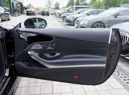 Mercedes-Benz - S-class