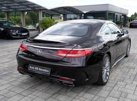 Mercedes-Benz - S-class