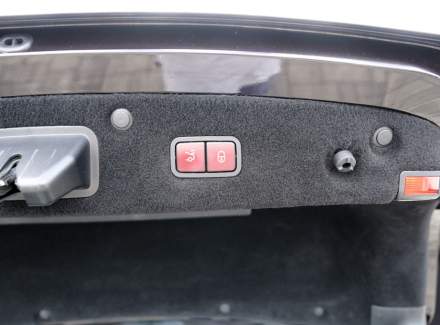 Mercedes-Benz - S-class