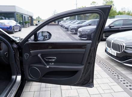 Bentley - Flying Spur