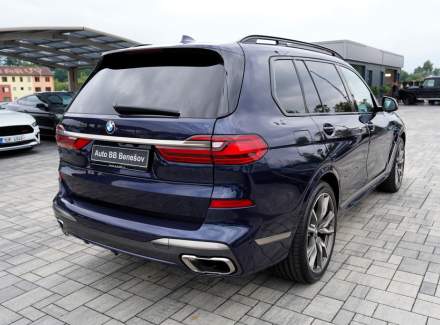 BMW - X7