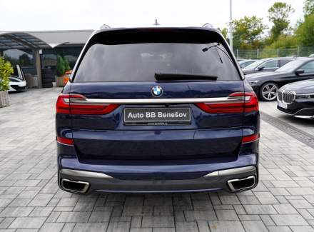BMW - X7