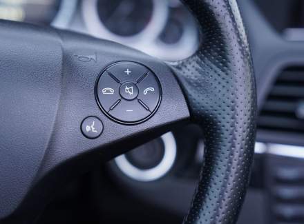 Mercedes-Benz - E-class