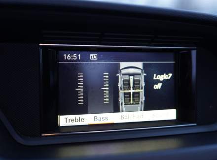 Mercedes-Benz - E-class