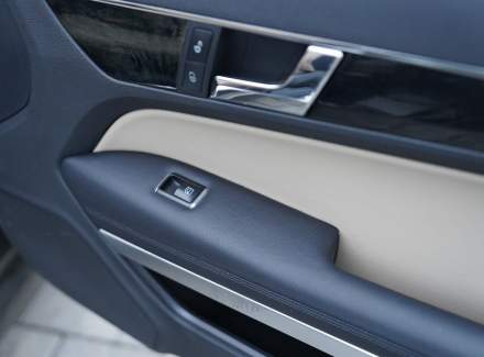 Mercedes-Benz - E-class