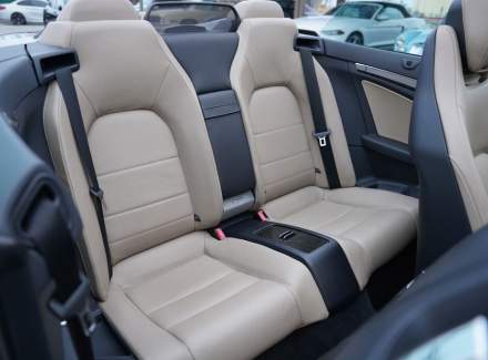 Mercedes-Benz - E-class