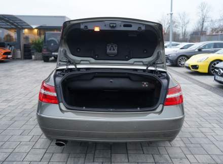 Mercedes-Benz - E-class