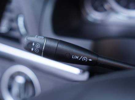 Mercedes-Benz - E-class