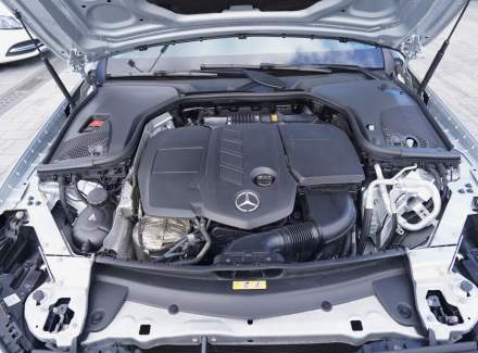 Mercedes-Benz - E-class