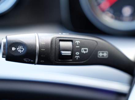 Mercedes-Benz - E-class