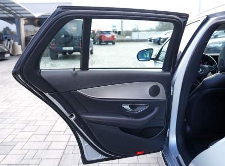 Mercedes-Benz - E-class