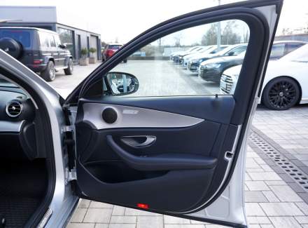 Mercedes-Benz - E-class