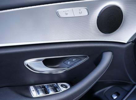 Mercedes-Benz - E-class