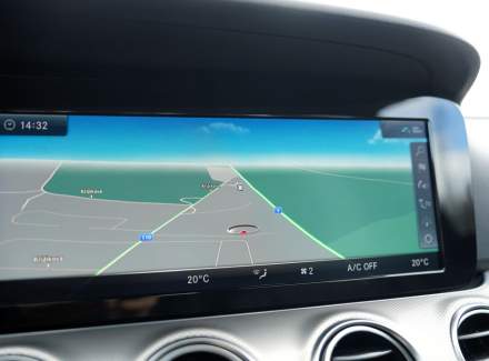 Mercedes-Benz - E-class