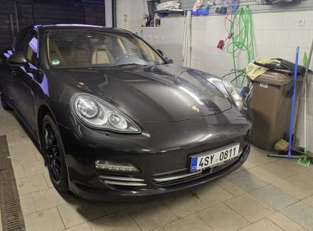 Porsche - Panamera