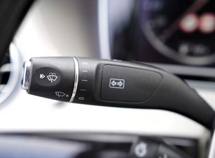 Mercedes-Benz - S-class