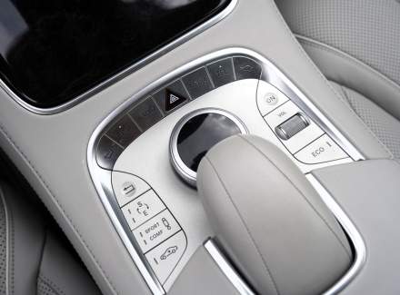 Mercedes-Benz - S-class