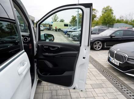 Mercedes-Benz - V-class