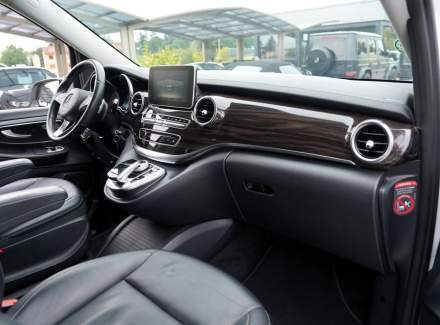 Mercedes-Benz - V-class