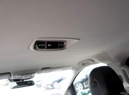 Mercedes-Benz - V-class