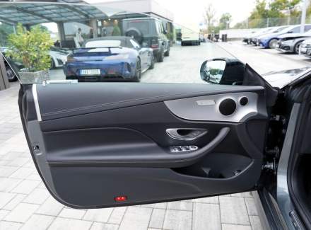 Mercedes-Benz - E-class