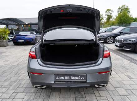 Mercedes-Benz - E-class