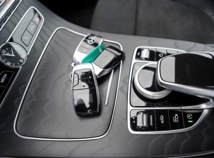 Mercedes-Benz - E-class