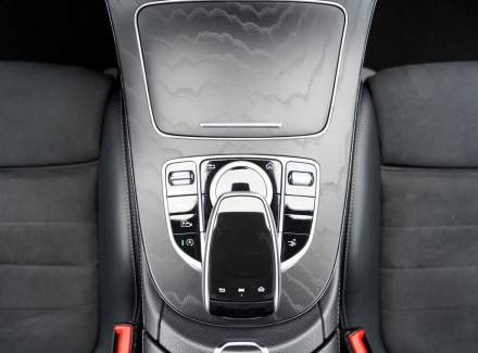 Mercedes-Benz - E-class