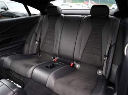 Mercedes-Benz - E-class