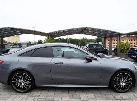 Mercedes-Benz - E-class