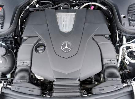 Mercedes-Benz - E-class