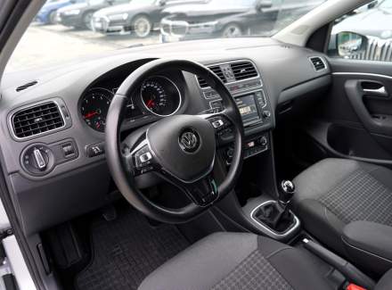 Volkswagen - Polo