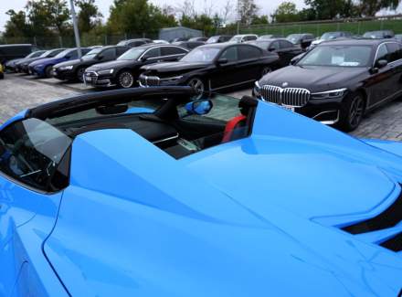 Chevrolet - Corvette