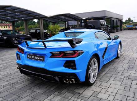 Chevrolet - Corvette