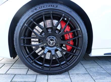 Mercedes-Benz - C-class