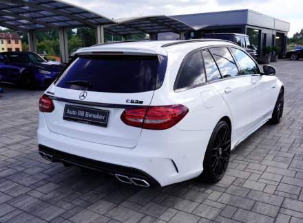 Mercedes-Benz - C-class