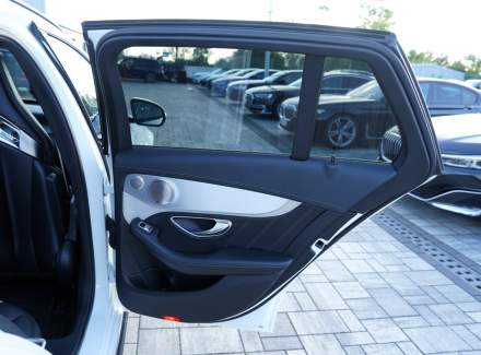 Mercedes-Benz - C-class