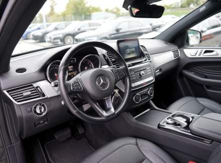 Mercedes-Benz - GLE